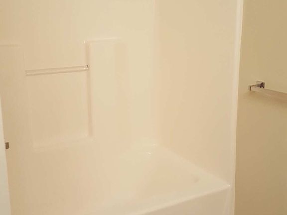 2nd image of 1135 Magnolia Bnd