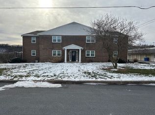 6890 Clearfield St APT 2, Harrisburg, PA 17111