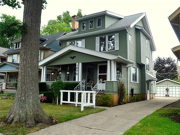 2nd image of 1575 Woodward Ave