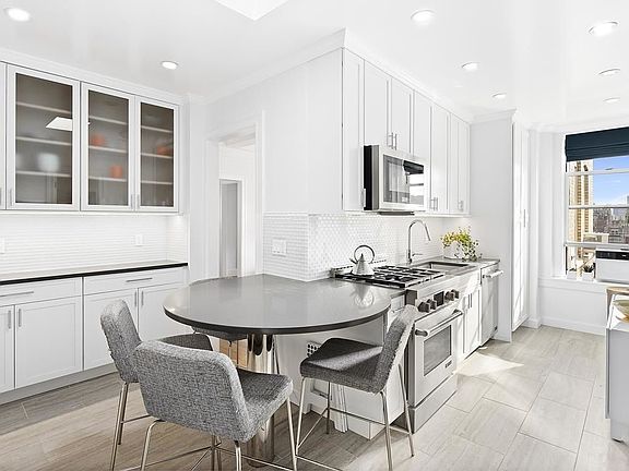 5th image of 650 W End Ave #12A