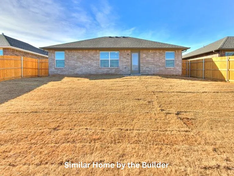 1528 Highland Loop — Photo 38
