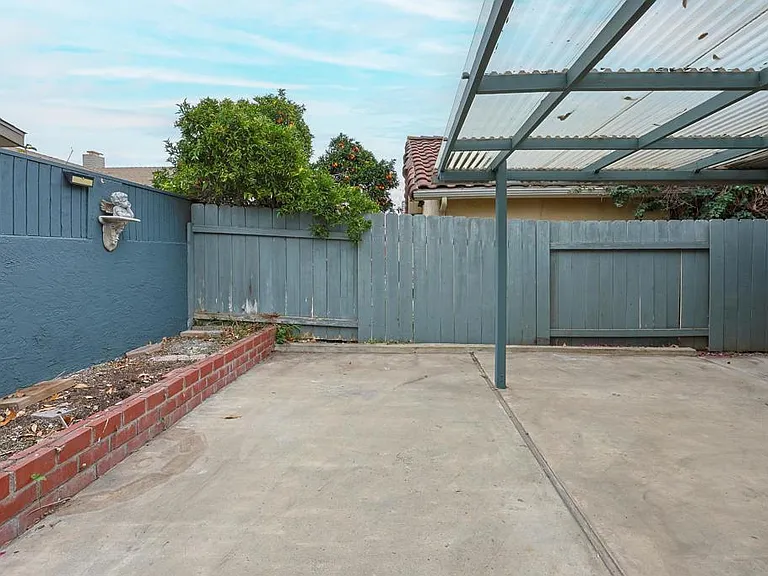 3871 King St — Photo 34