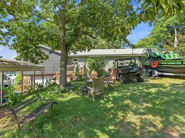 645 Carter Dr, Tuscumbia, AL 35674