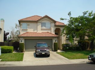 124 Oak Brook Ct, Vacaville, CA 95687