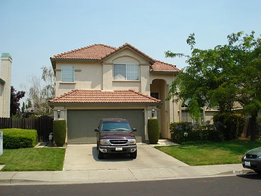 124 Oak Brook Ct photo 1