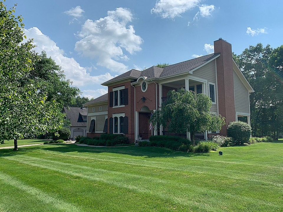 Corner Lot Exterior View