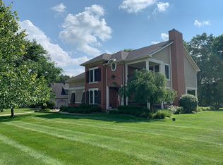 11197 Tyrone Trl, Fenton, MI 48430