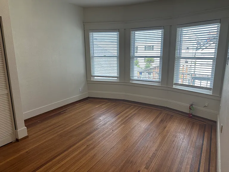 1290 12th Ave #6 — Photo 12