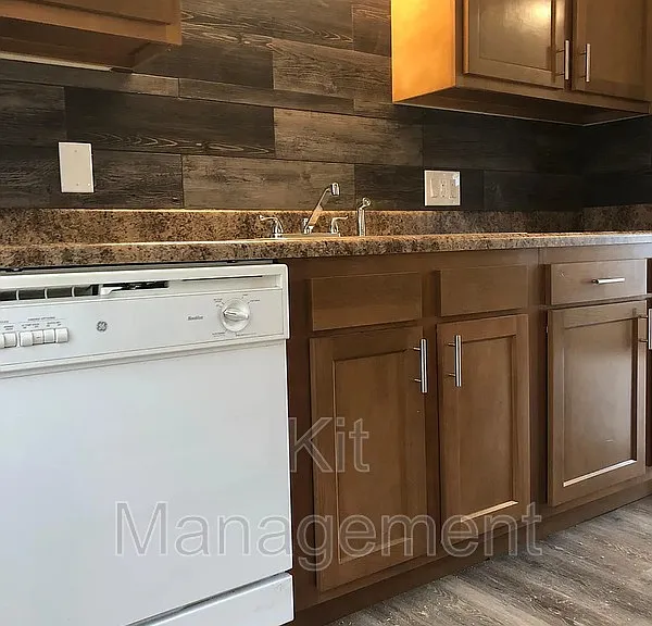 3750 Sherbrooke Rd — Photo 3