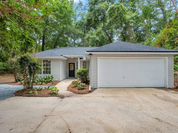 1638 Folkstone Rd, Tallahassee, FL 32312