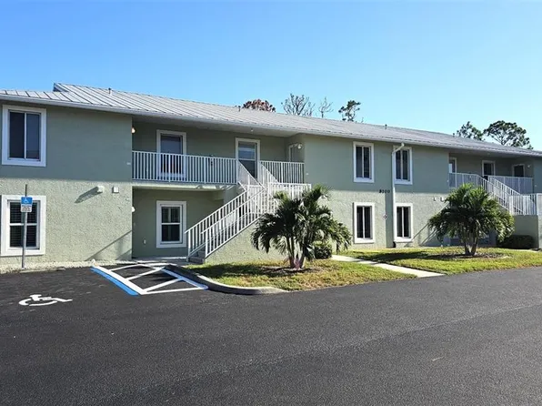 8100 Memory Ln, Rotonda West, FL