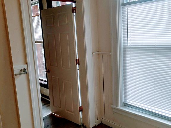 2nd image of 342 Lincoln St Unit 325