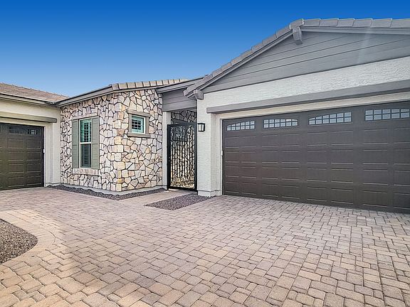 2nd image of 18541 W Thunderhill Pl