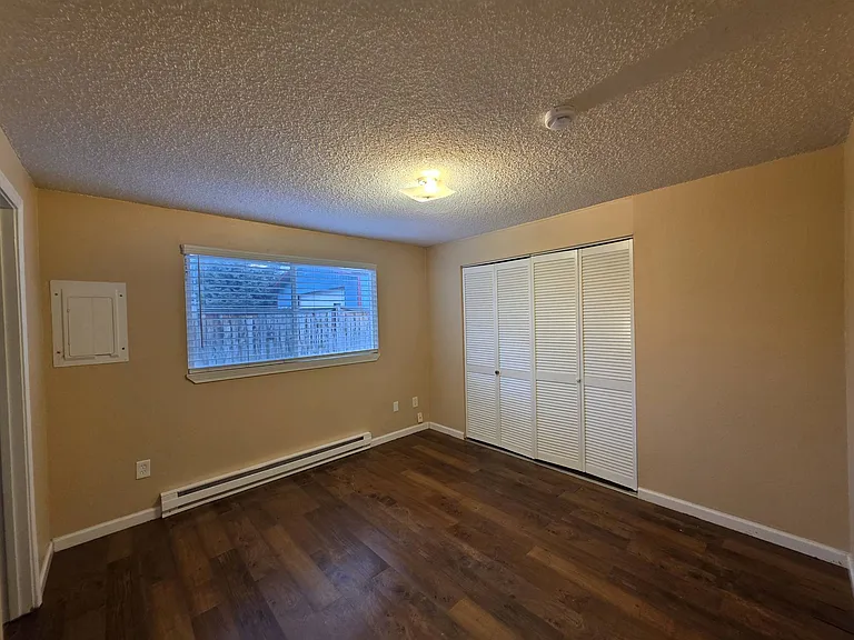 404 Belle Ave #2 — Photo 11