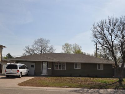 813 Washington Ave, Goodland, KS, 67735