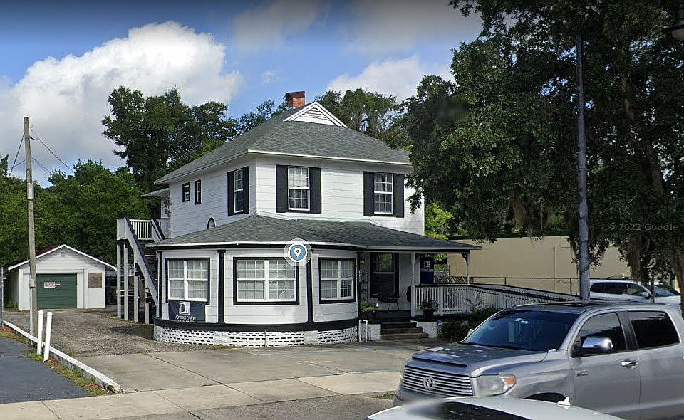 1st image of 236 S Woodland Blvd