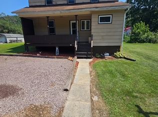 146 Back St, Hooversville, PA 15936