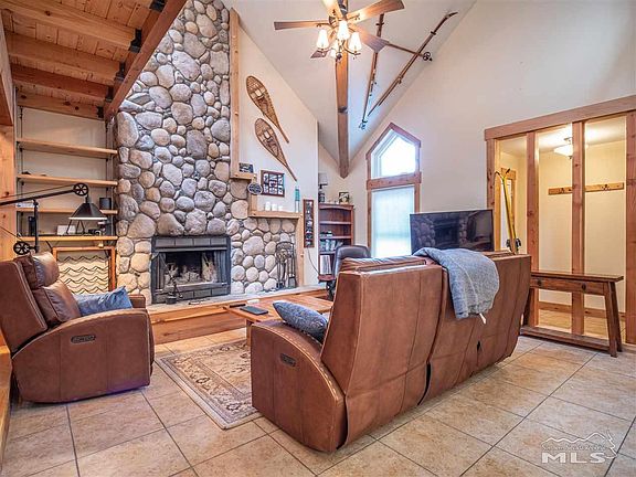 3rd image of 1001 Aspen Grove Cir