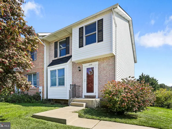1259 Fairway Dr, Westminster, MD 21158