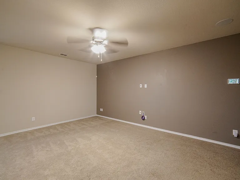 4004 Stone Trail Dr — Photo 9