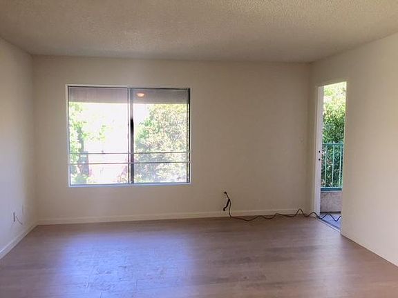 2nd image of 700 E Harvard St APT 201