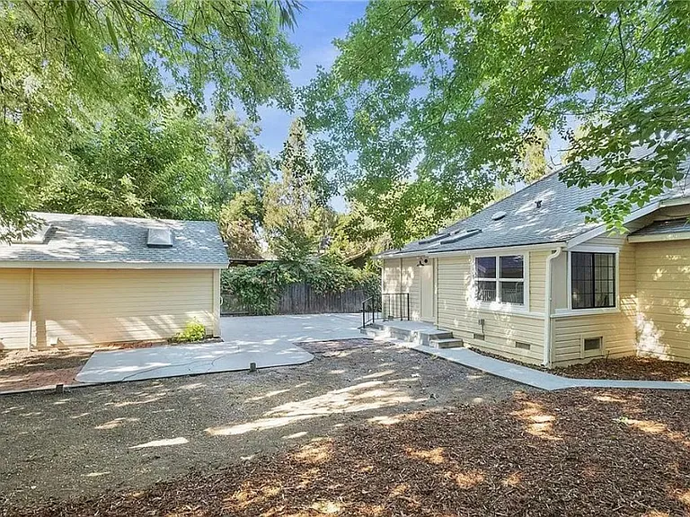 703 Oak Lawn Ave — Photo 17