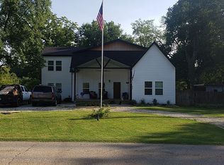 273 Water St, Springdale, AR 72762