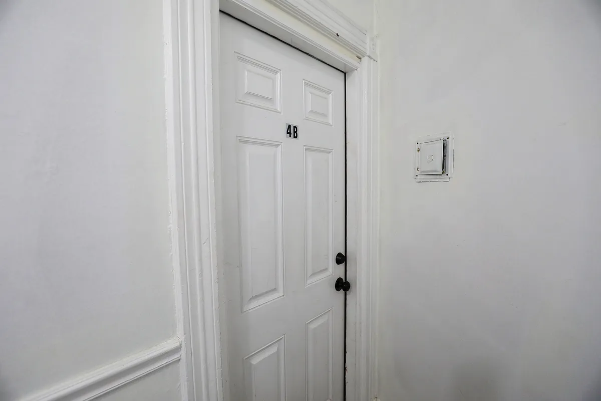 Building Photo - 141 Saint James St #4B