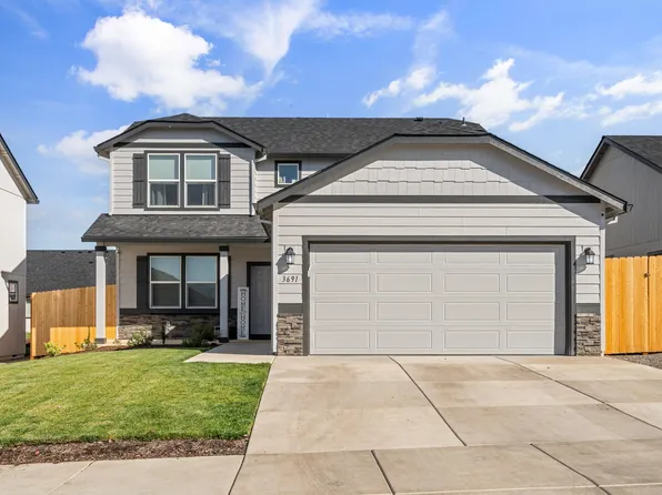 3691 Ford Dr, Medford, OR 97504