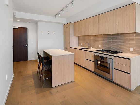 2nd image of 1000 3rd St Unit 520