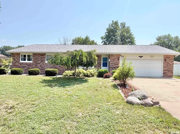 503 Sheridan St, Knoxville, IL 61448