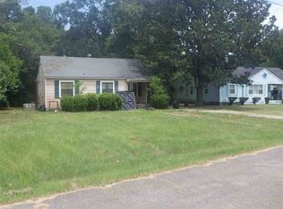1817 Lee St, Laurel, MS 39440