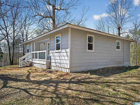 4th image of 355 Pine Ridge Rd