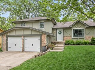8705 NW Shannon Ave, Kansas City, MO 64153