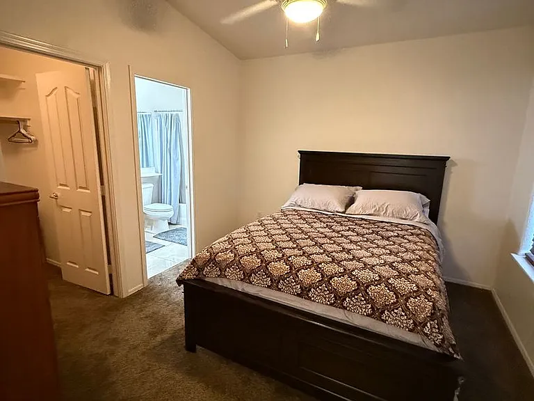 11323 S Kingman Ave — Photo 16