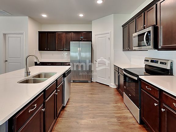 3rd image of 12313 Paperbark Pl