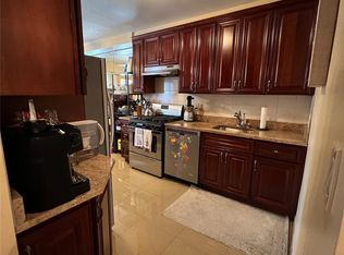 59-37 72nd St #2, Maspeth, NY 11378