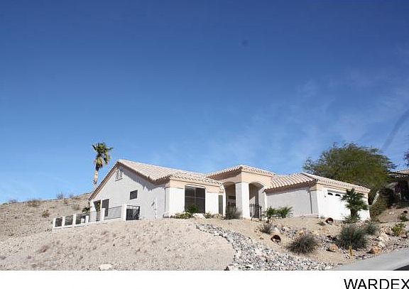 3rd image of 2887 Desert Vista Dr