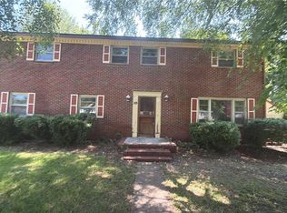 49 Cypress Rd, Portsmouth, VA 23701