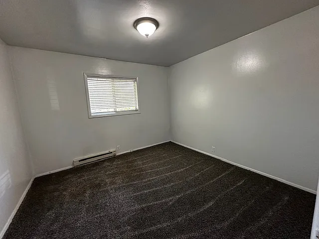 1726 Main Ave — Photo 5