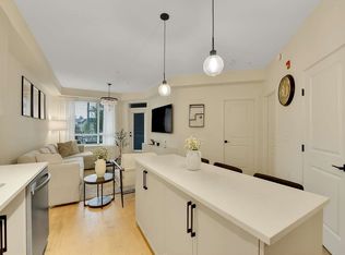 7506 199a St #202, Langley, BC V2Y3G1