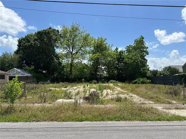4520 Marais St, New Orleans, LA 70117