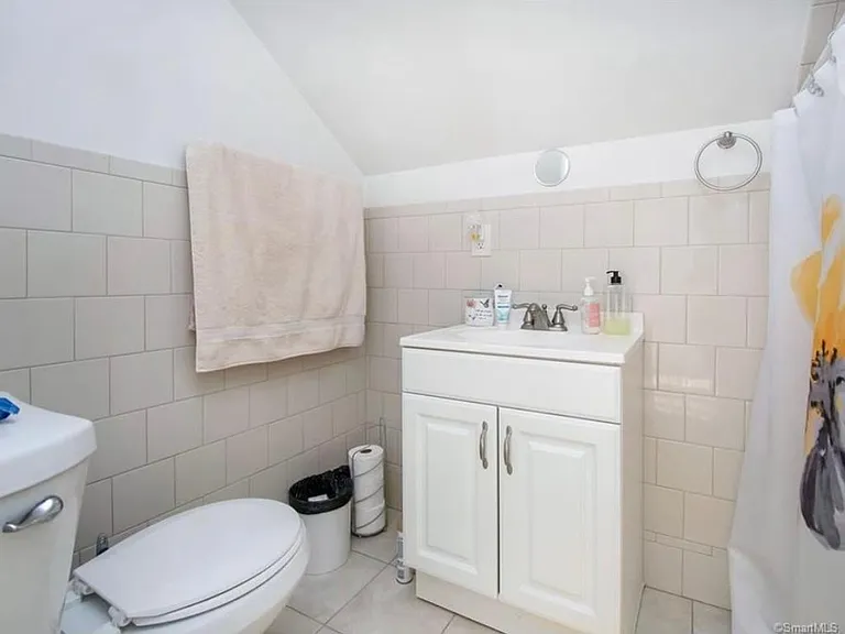 40 E Thorme St #3 — Photo 6