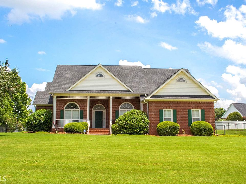 1st image of 1108 Sutton Dr