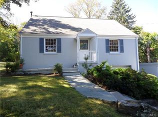 95 Ivy Hill Rd, Ridgefield, CT 06877