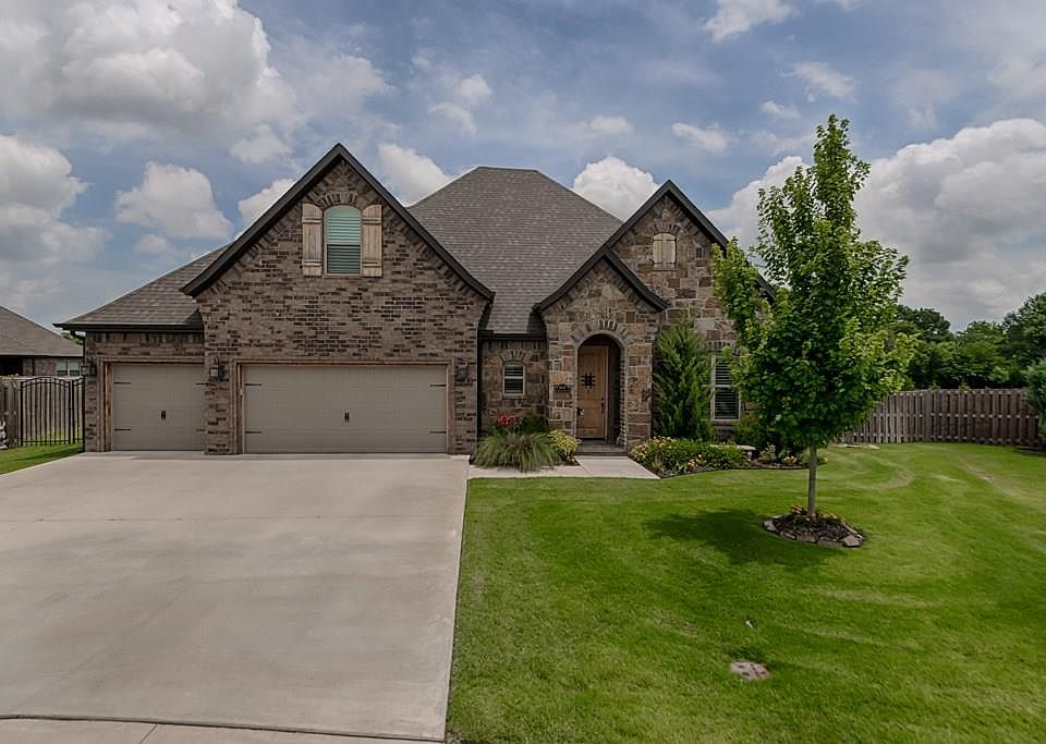 1st image of 4605 W Waters Edge Dr