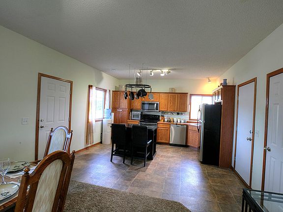 2nd image of 189 Cannonwood Dr