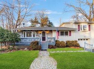 15 Chelsea Ln, Rock Hill, NY 12775