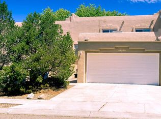 11219 Campo Del Oso Ave NE, Albuquerque, NM 87123
