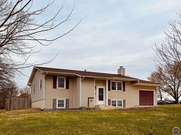 1330 Washington St, Lyndon, KS 66451